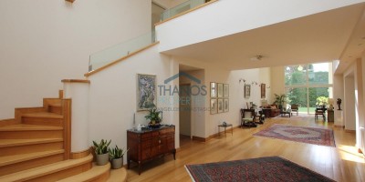 ΥΨΗΛΩΝ ΠΡΟΔΙΑΓΡΑΦΩΝ ΜΟΝΟΚΑΤΟΙΚΙΑ 780τ.μ. ΜΕ ΠΙΣΙΝΑ ΣΕ 900τ.μ. ΟΙΚΟΠΕΔΟ ΣΤΗΝ ΚΑΡΔΙΑ ΤΟΥ ΚΕΦΑΛΑΡΙΟΥ